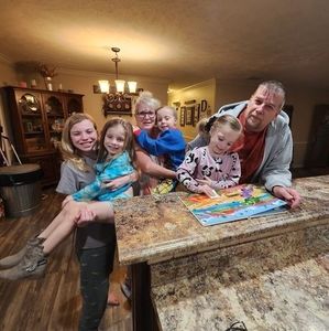 Meet your Posher, Loretta